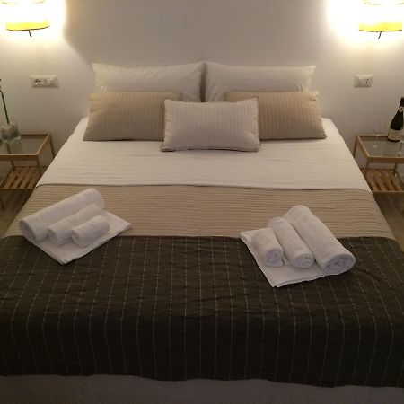 Alloggio Turistico Al Colosseo Bed and Breakfast Rome Buitenkant foto