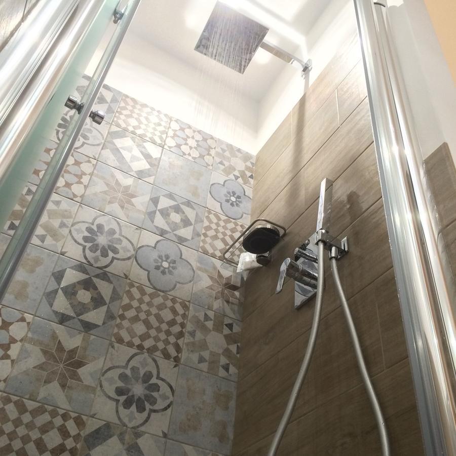 Alloggio Turistico Al Colosseo Bed and Breakfast Rome Buitenkant foto